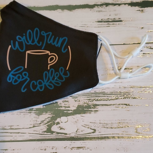 NWOT Face Mask - Picture 2 of 7